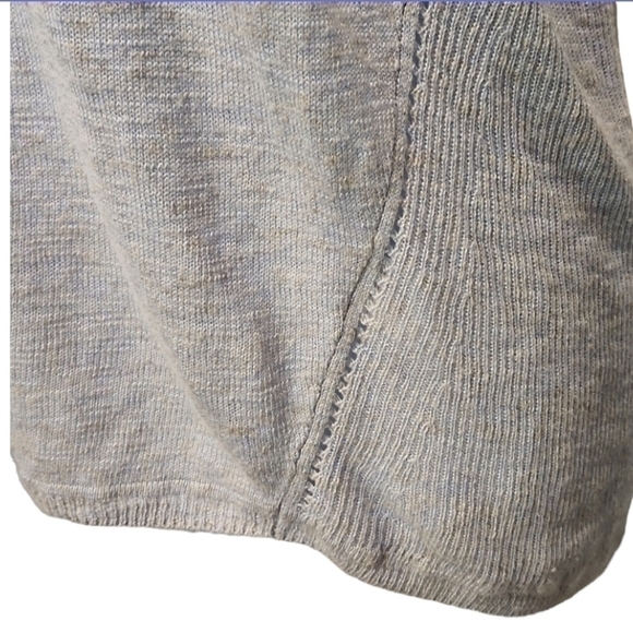 𝅺vince Gold Speckled Long Sleeve Semi Sheer Knit Ribbed Sweater - Picture 4 of 10